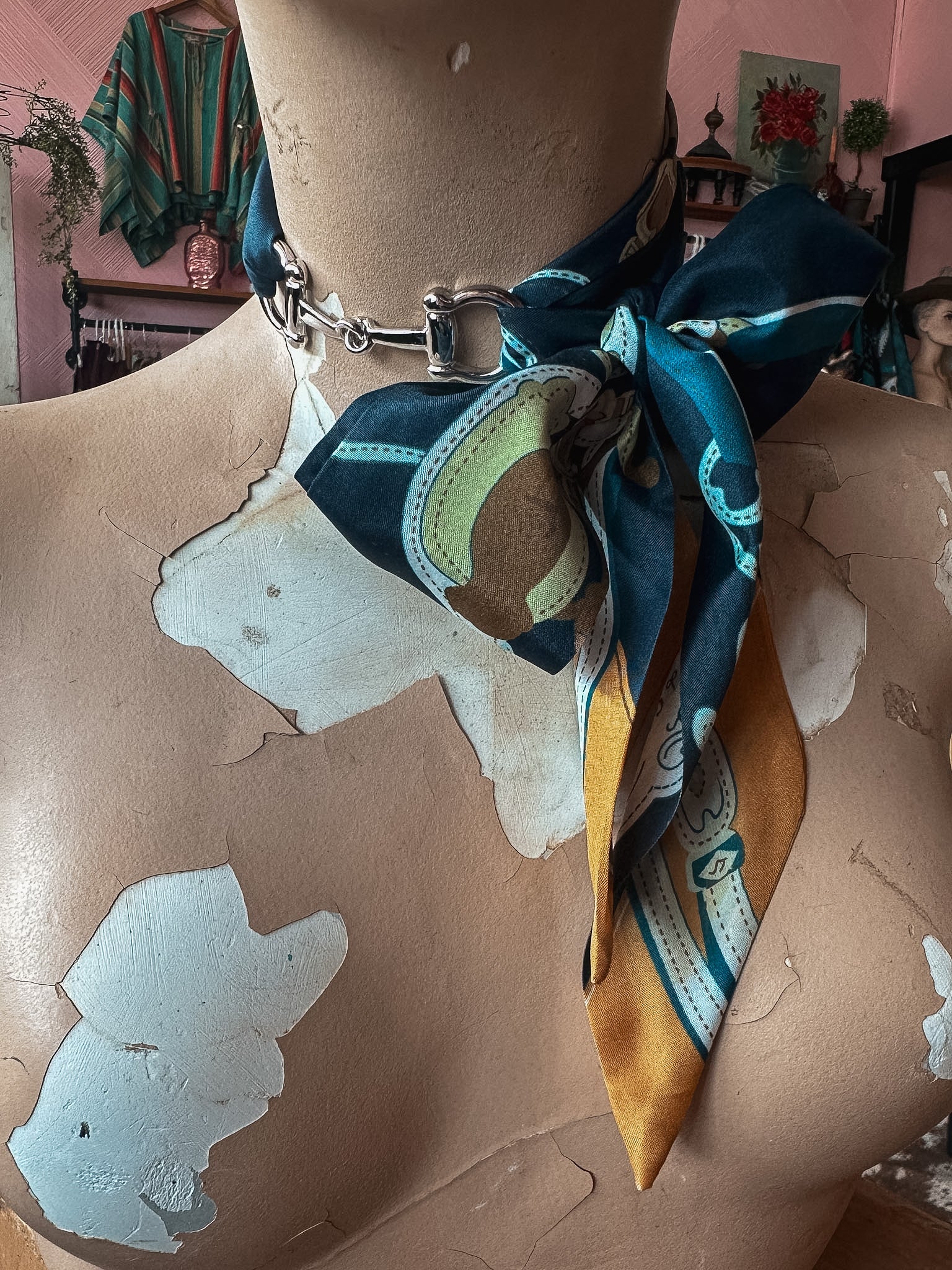 Twilly w/ Horse Bit Scarf Slide
