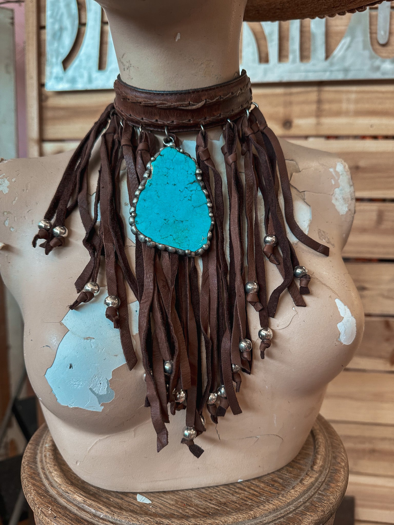 Annie Oakley Choker